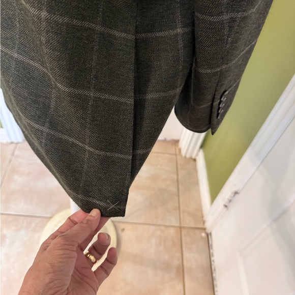 Charles Tyrwhitt Men's Gray Checkered Blazer - Picture 14 of 14
